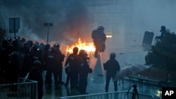 Sukobi na ulicama Prištine