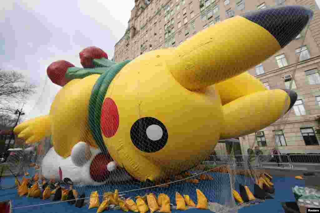 El globo de Pikachu también hizo parte del desfile del Día de Acción de Gracias, en Nueva York.
