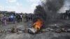 Polisi Afsel Bubarkan Protes Pekerja Tambang, Tembakkan Peluru Karet