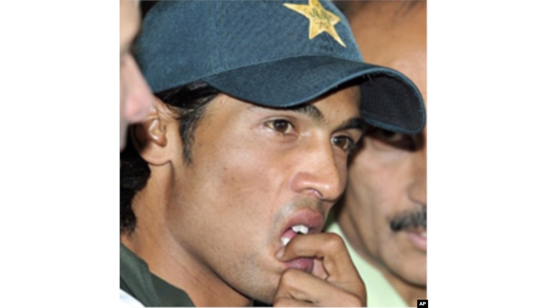 Pakistani Cricketers in Scandal Are Two Vets and a Rookie