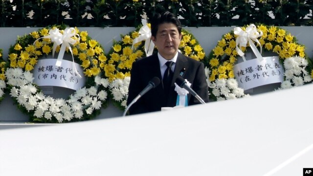 El aniversario atómico llega en medio de la polémica por las intenciones del primer ministro de Japón, Shinzo Abe, quien busca reiniciar los reactores nucleares del país que dañados tras el terremoto en Fukushima y el tsunami de 2011.