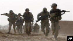 Američke, afganistanske i britanske postrojbe napreduju u ofenzivi protiv talibana