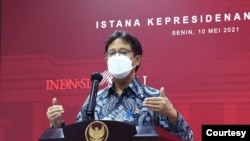 Menkes Budi Gunadi Sadikin dalam telekonferensi pers di Istana Kepresidenan, Jakarta, Senin, 10 Mei 2021 mengatakan varian atau mutasi virus Corona banyak ditemukan di Sumatera dan Kalimantan (biro Setpres).