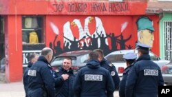 Pjesëtarë të policisë së Kosovën në veriun e Mitrovicës - arkiv