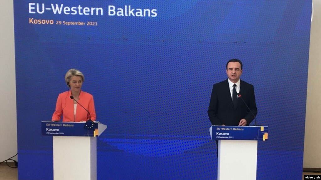 Von der Leyen: Jam e shqetësuar me situatën në veriun e Kosovës – zgjidhje janë bisedimet