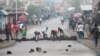 Des manifestants ont affronté la police dans les rues de Goma, en RDC, le 30 octobre 2017. (VOA/Charly Kasereka)