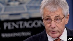 Sekretar za odbranu Čak Hejgel će, prema pisanju Njujork Tajmsa, najaviti smanjenje obima američke vojske