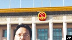 北京理工大學經濟學教授胡星斗