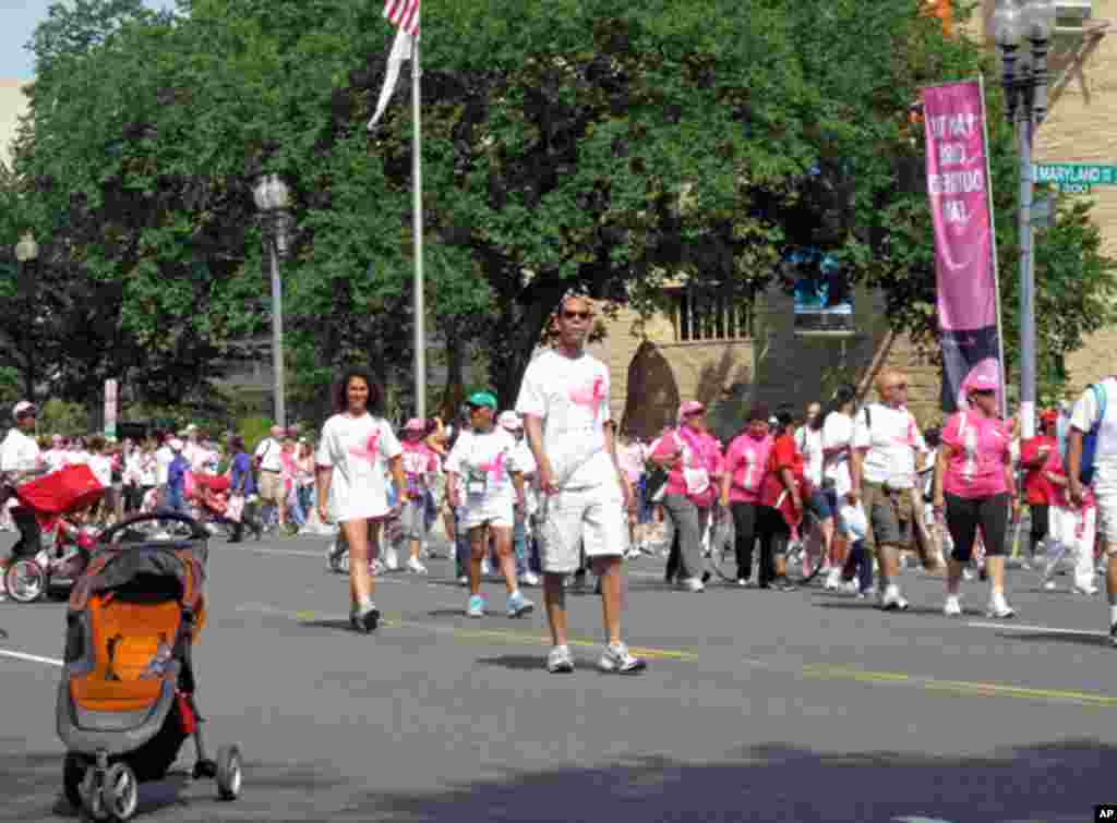 “为治愈而赛”步行活动