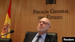 Spain's Attorney General Jose Manuel Maza prepares to deliver a statement at State Prosecutor office in Madrid, Spain, Oct. 30, 2017.