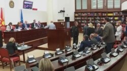 Дебатата за уставните измени се префрла во Парламентот