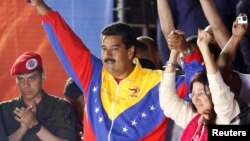 Nicolas Maduro û hevjîna wî, Cilia Flores.