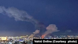 دود حاصل از انفجار در شامگاه چهارشنبه پنجم فروردین در مشهد