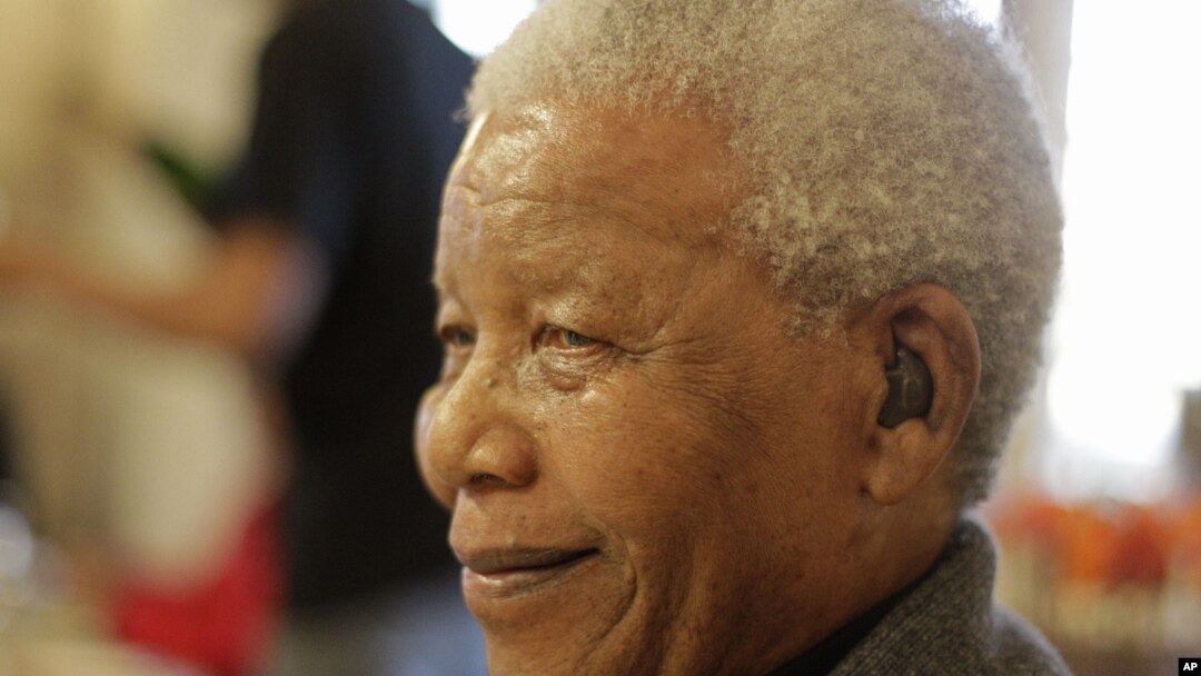 Tsohon shugaban kasar Afirka ta Kudu Nelson Mandela