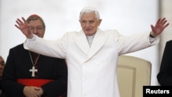 Foto de archivo del papa emérito Benedicto XVI.