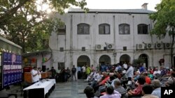 Press Club of India President Gautam Lahiri addresses a gathering of journalists in New Delhi, India, April 3, 2018. India's Ministry of Information and Broadcasting on Tuesday withdrew a sweeping new order clamping down on journalists accused of spreadi