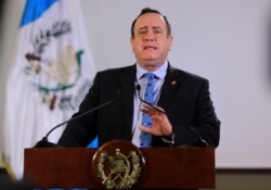 El presidente de Guatemala, Alejandro Giammattei, anunció recientemente el reemplazo de los principales funcionarios del Ministerio de Salud.