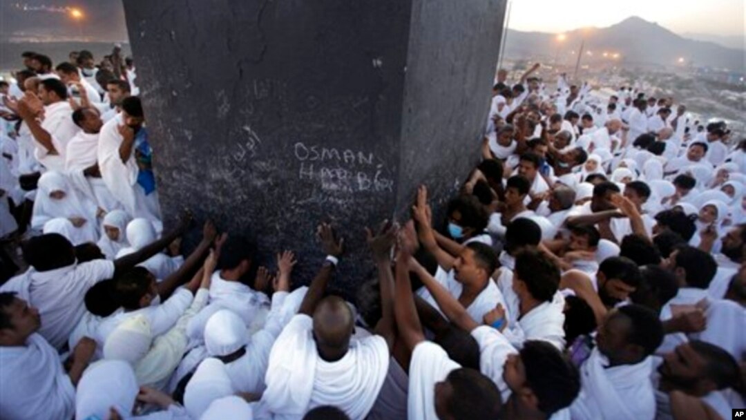 Alhazai sun taru kusa da birnin Makka mai tsari a Saudiya ranar 
