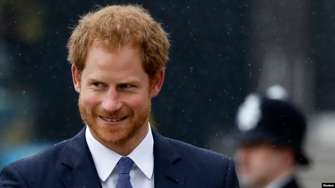 Hoàng tử Anh Harry là người đứng vị trí thứ 5 trong danh sách thừa kế ngôi vị của Nữ hoàng Elizabeth. 
