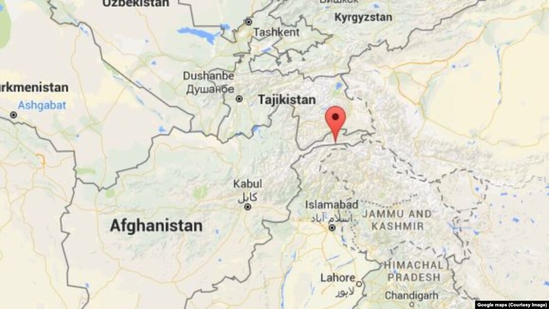 Tanda panah merah menandai wilayah Hindu KUsh di Afghanistan, tempat gempa bumi terjadi.