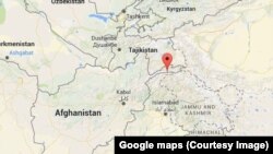 Tanda panah merah menandai wilayah Hindu KUsh di Afghanistan, tempat gempa bumi terjadi.