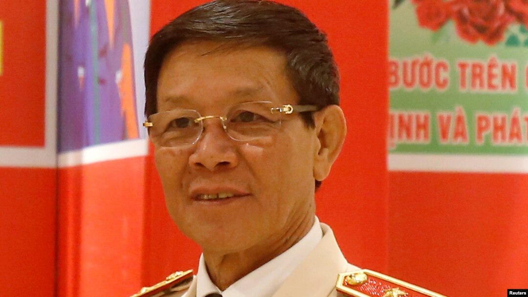 Tướng công an Phan Văn Vĩnh thời còn tại chức, 2016. (REUTERS)