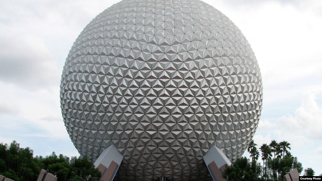 Spaceship Earth tại Disney World. (Hình: Katie Rommel-Esham/Wikimedia/CC BY-SA 3.0 us)