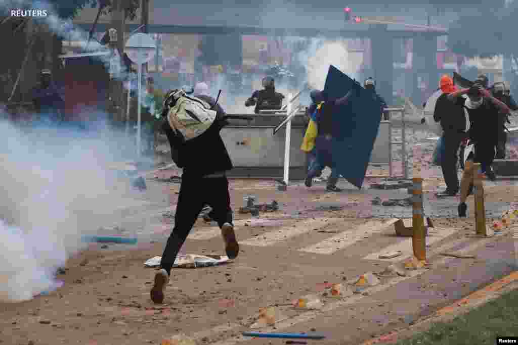 Hasta el martes, los siete d&#237;as de protestas consecutivas en Colombia han dejado no solo bloqueos y p&#233;rdidas a nivel econ&#243;mico, sino v&#237;ctimas mortales.