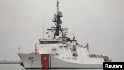 TU LIỆU: Tàu tuần tra USCG Midgett đến cảng Manila tham gia cuộc diễn tập chung của lực lượng bảo vệ bờ biển Philippines và Mỹ, tại Manila, Philippines, ngày 30 tháng 8 năm 2022.