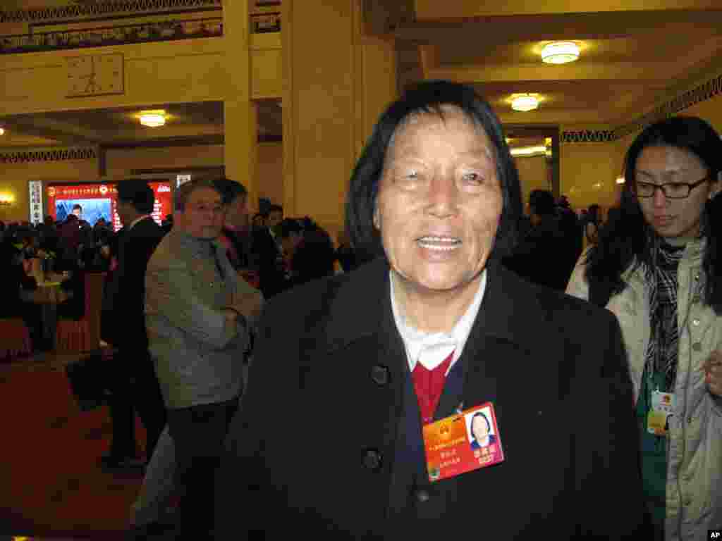 老资格的人大代表申纪兰