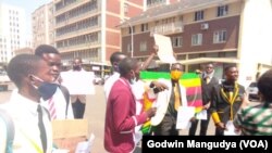 Izifundi zePrimary leSecondary Zitshengisela eHarare 