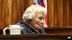 Abigail Kawananakoa, a 93-year-old Native Hawaiian heiress, testifies in court in Honolulu on March 9, 2020. 