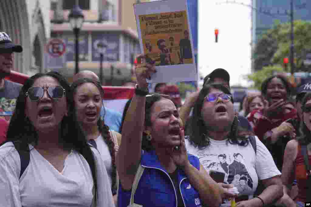 Dos días después, se&nbsp;revelaron imágenes de los videos que implicaban a los militares. Las autoridades de seguridad de Ecuador y el Ministerio de Defensa admitieron que los menores sí fueron detenidos, pero después liberados, explicación que mantienen hasta ahora.