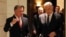 Jordan's King Abdullah (L) walks with Israel's Prime Minister Benjamin Netanyahu before their meeting at the Royal Palace in Amman, Jan. 16, 2014. 