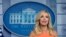 La portavoz de la Casa Blanca, Kayleigh McEnany, se dirige a los periodistas durante una rueda de prensa celebrada el lunes.