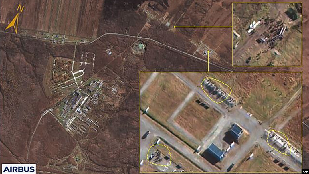 Satelitski snimak ruskog vojnog objekta u Habarovsku gde južnokorejska Obaveštahjna služba tvrdi da se nalaze trupe Severne Koreje (AFP PHOTO / AIRBUS DEFENCE AND SPACE VIA SOUTH KOREA'S NATIONAL INTELLIGENCE SERVICE)