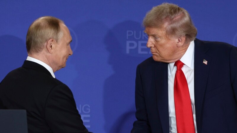 Putin and Trump discuss Ukraine in 90-minute phone call