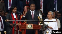 Rais Kenyatta akiapishwa baada ya kushinda uchaguzi wa urais Novemba 2017 nchini Kenya.