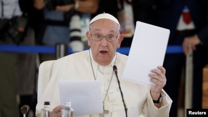 El papa Francisco dice al G7 que los humanos no deben perder el control de  la IA