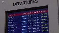 Ómicron y nieve causan miles de cancelaciones de vuelos en Estados Unidos