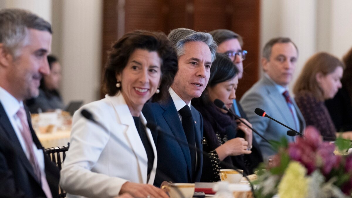 雷蒙多告诫欧盟警惕中国电动车带来的国安风险