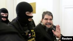 Salih Muslim, mantan ketua Partai Serikat Demokrat (PYD) saat berada di Praha, 27 Februari 2018. (Foto: dok).