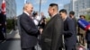 Putin Beri Kim Jong Un Sebuah Hadiah Mobil Mewah