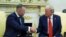 Кароль Навроцки и Дональд Трамп на встрече в Белом доме 3 сентября 2025 года (Архивное фото, AP)