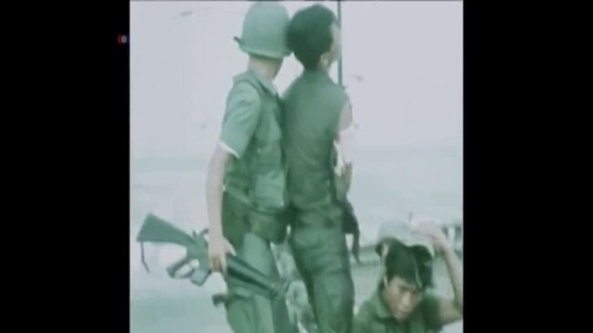 Giao tranh ác liệt trên cầu Tân Cảng