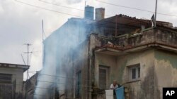 "Es necesario que cada uno de los cubanos asuma esta batalla como un asunto personal" dijo el presidente Raúl Castro en un mensaje nacional a la nación sobre el Zika.