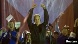 9일 러시아 모스크바에서 시장 선거를 치른 가운데, 집권여당 후보인 세르게이 소뱌닌 현 시장 대행이 지지자들에게 연설하고 있다. 