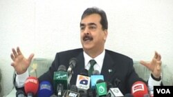 PM Pakistan, Yousuf Raza Gilani menyayangkan 'serangan propaganda' Washington terhadap Pakistan.