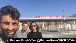 Mehmet Faruk Yüce, Hasan Arber ve Sara Firth, 27 saat sonra Türkiye'e döndüler 