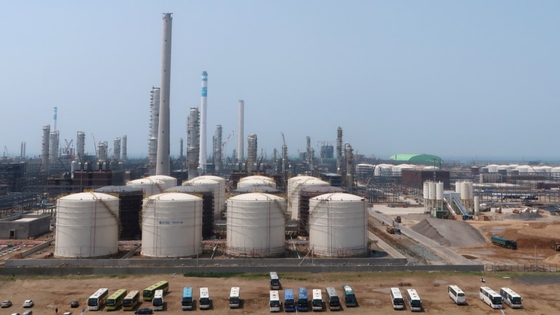 تلاش پالایشگاه هنگلی چین برای دور زدن تحریم آمریکا